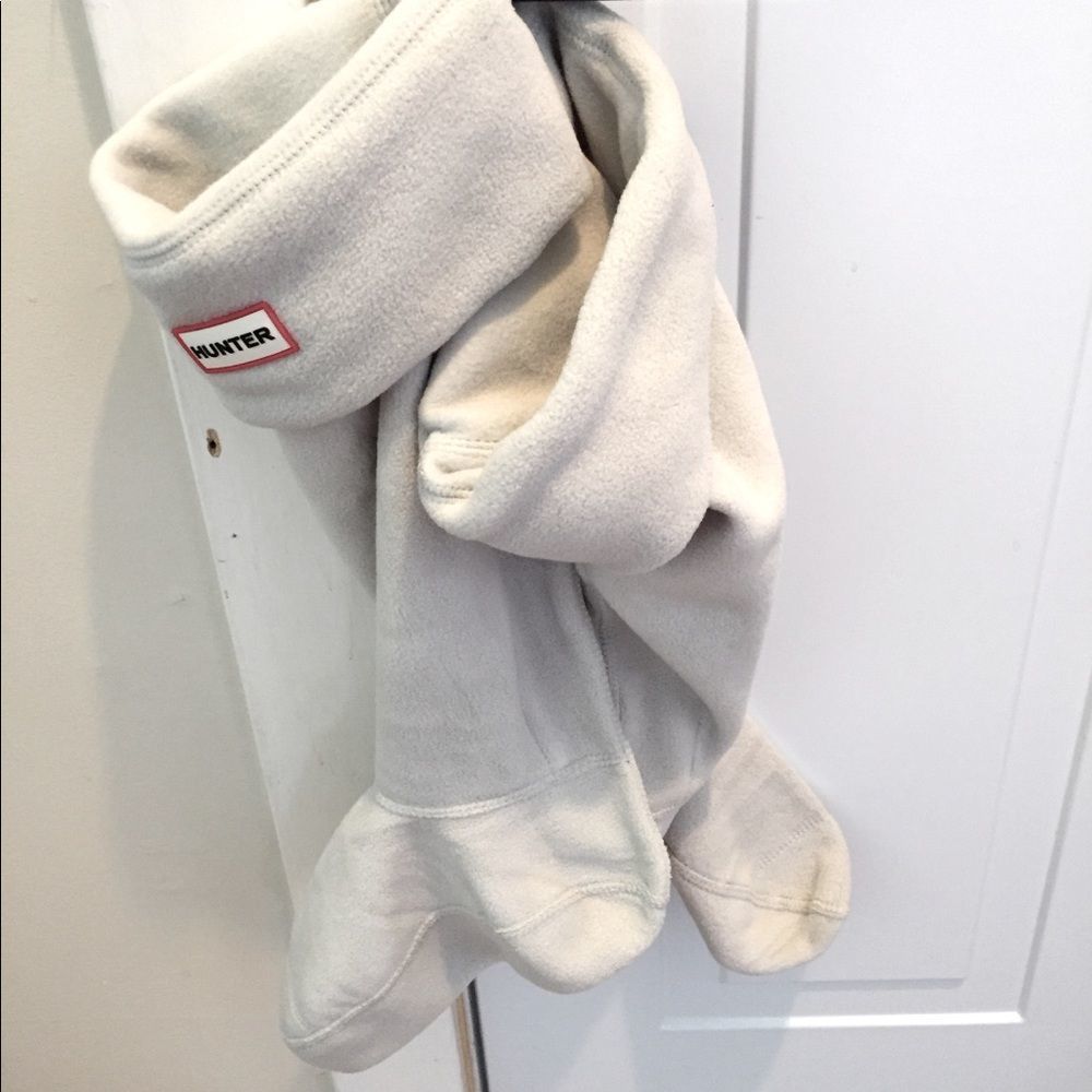 Hunter Cream Fleece Boot Socks with Red Logo